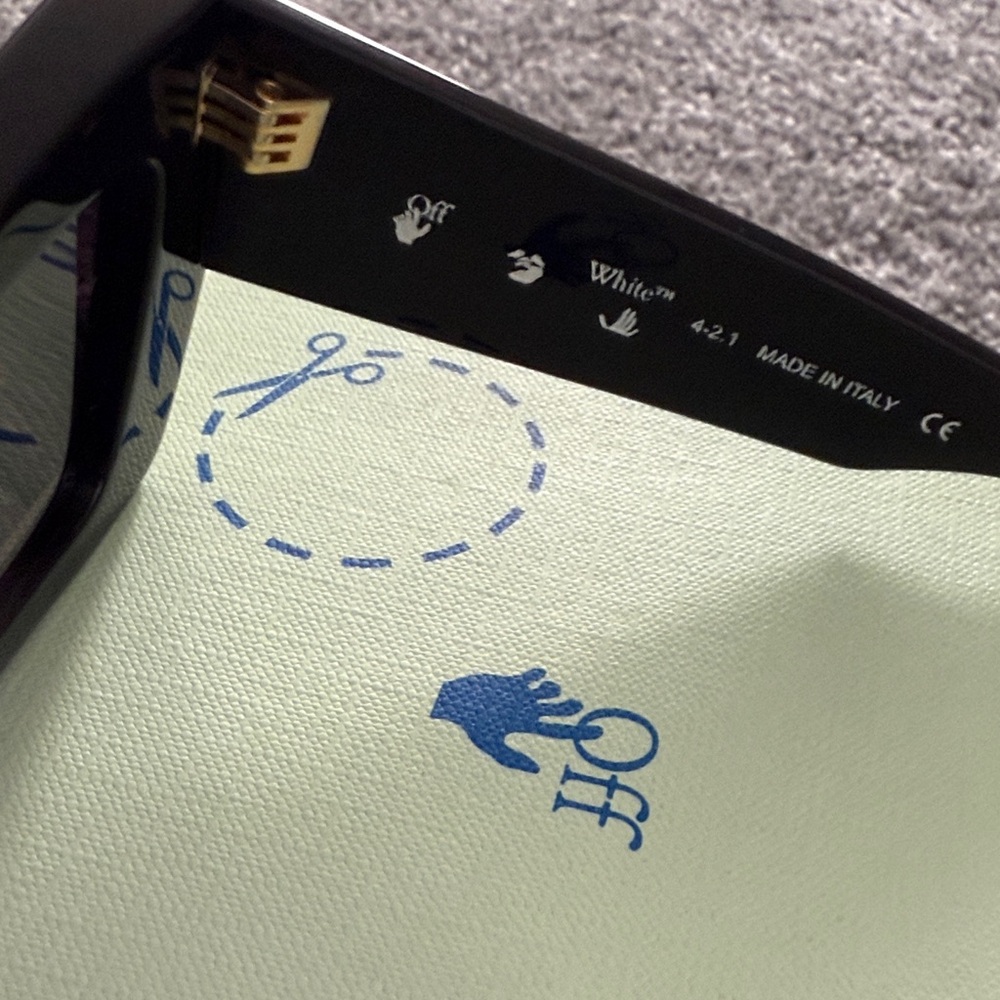 Off-White Black Rectangular Sunglasses - image 3